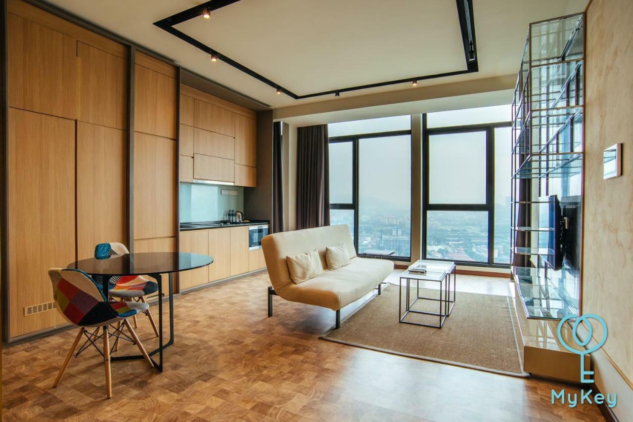 星汇吉隆坡型格麦基全球公寓式酒店 外观 照片 A typical studio apartment in Kuala Lumpur, Malaysia