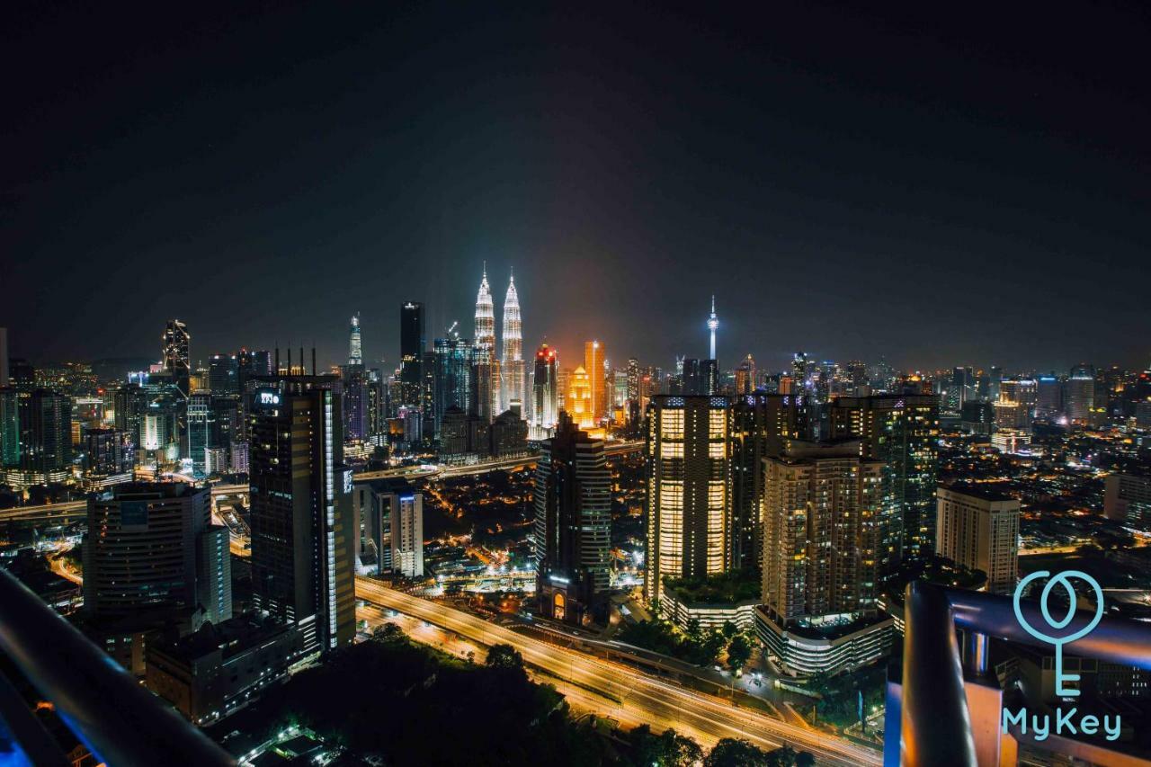 星汇吉隆坡型格麦基全球公寓式酒店 外观 照片 Kuala Lumpur skyline at night